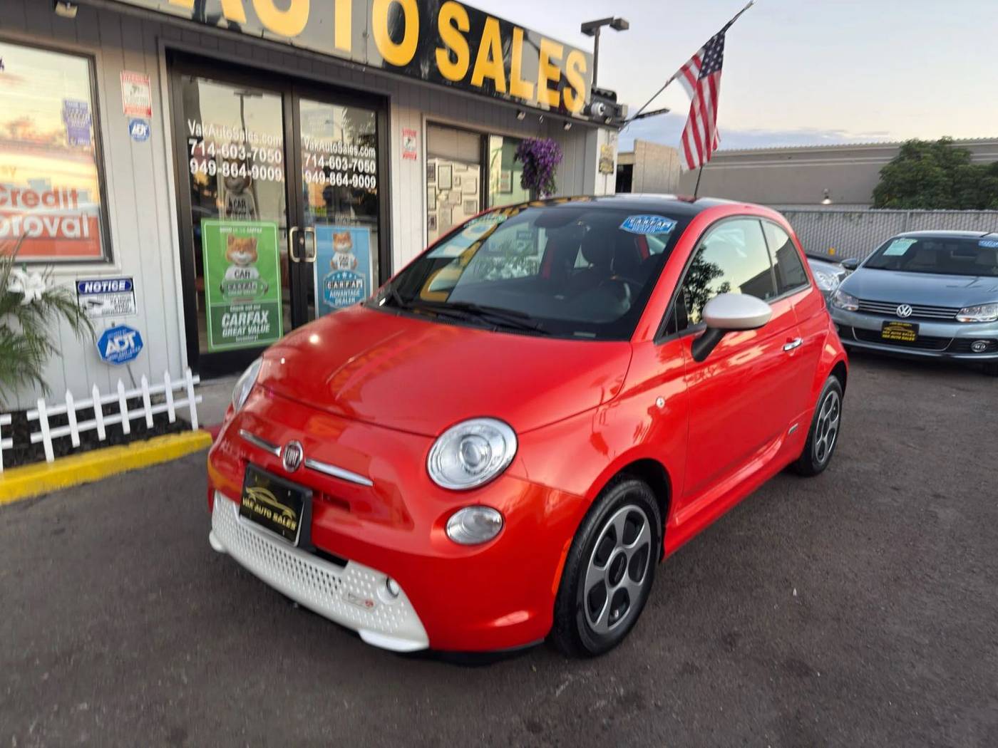 2015 FIAT 500e Base — Hatchback — 18,584 mi — Huntington Beach, CA