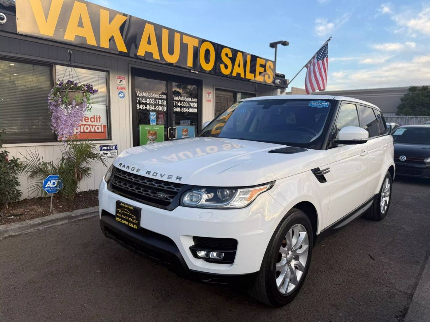 2016 Land Rover Range Rover Sport SE — SUV — 108,871 mi — Huntington Beach, CA