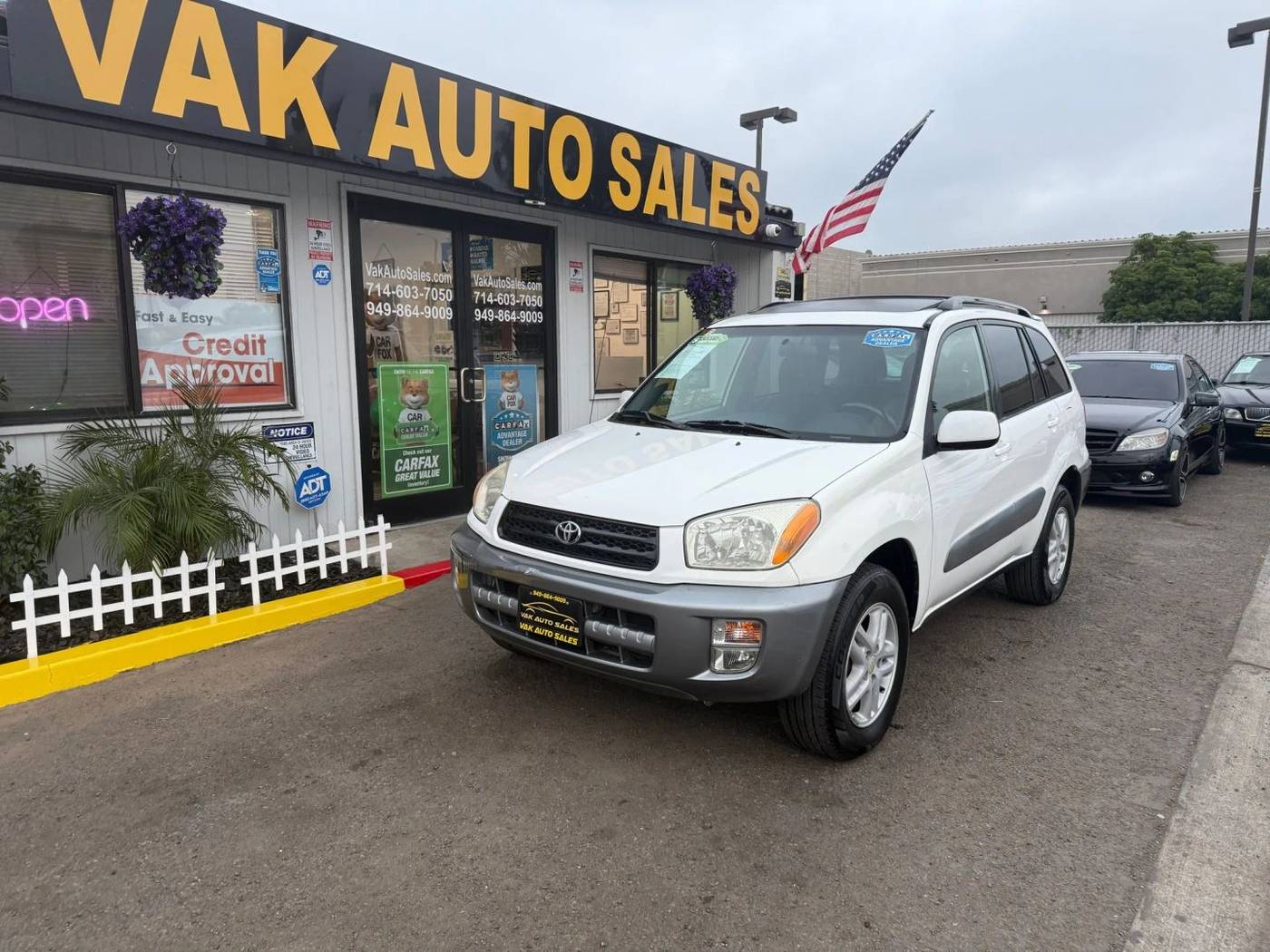 2001 Toyota RAV4 Base — SUV — 137,019 mi — Huntington Beach, CA