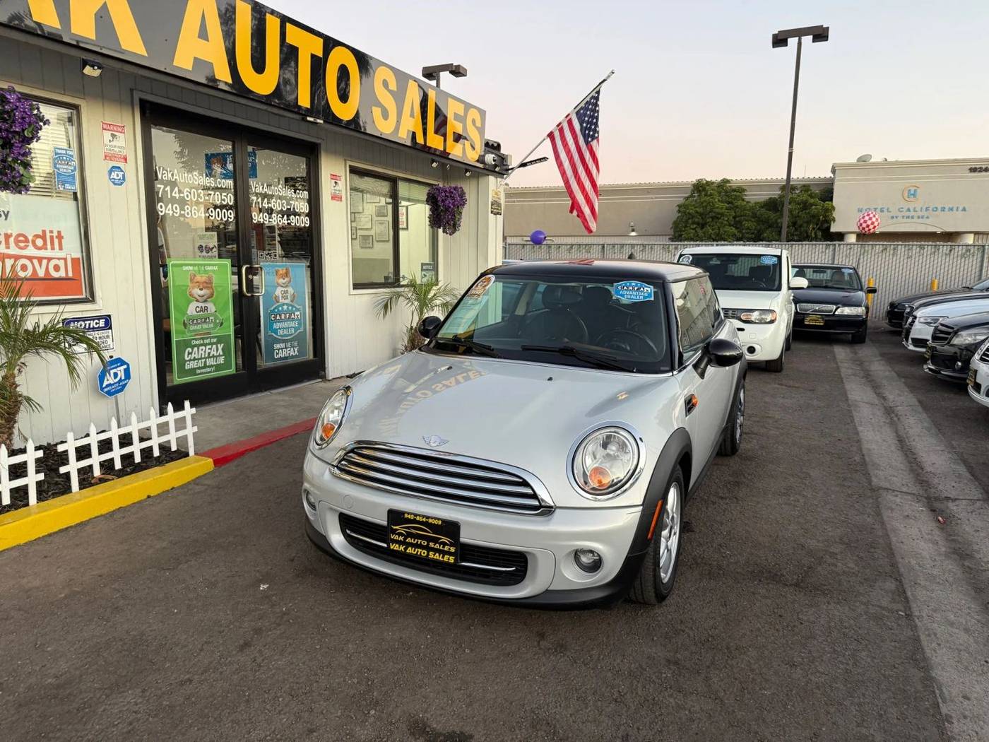 2012 MINI Hardtop Cooper — Hatchback — 95,929 mi — Huntington Beach, CA