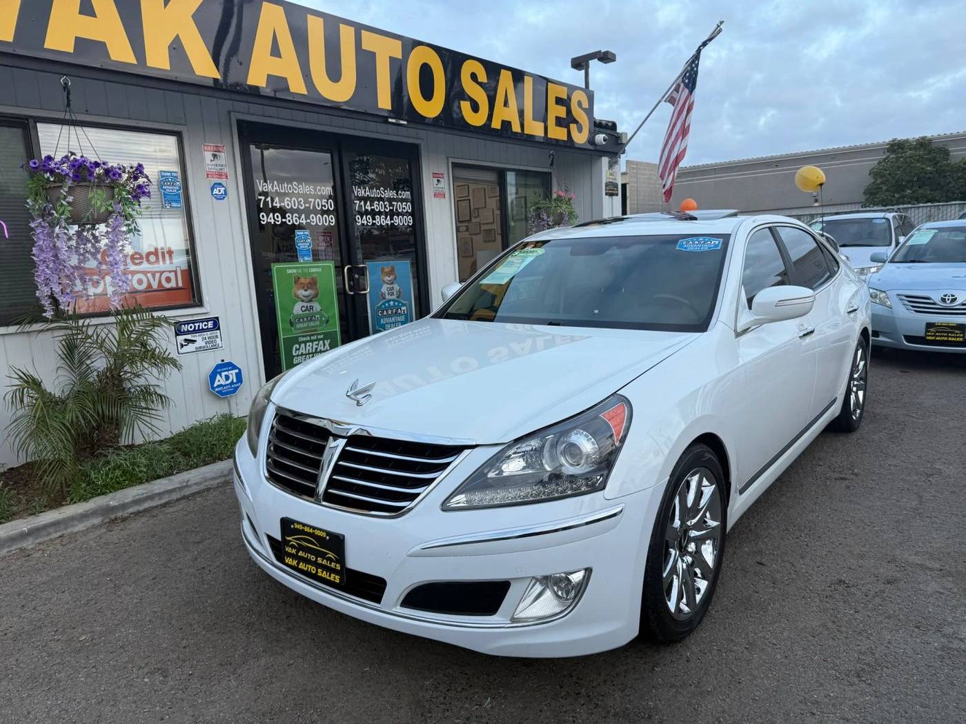 2013 Hyundai Equus Signature — Sedan — 107,392 mi — Huntington Beach, CA