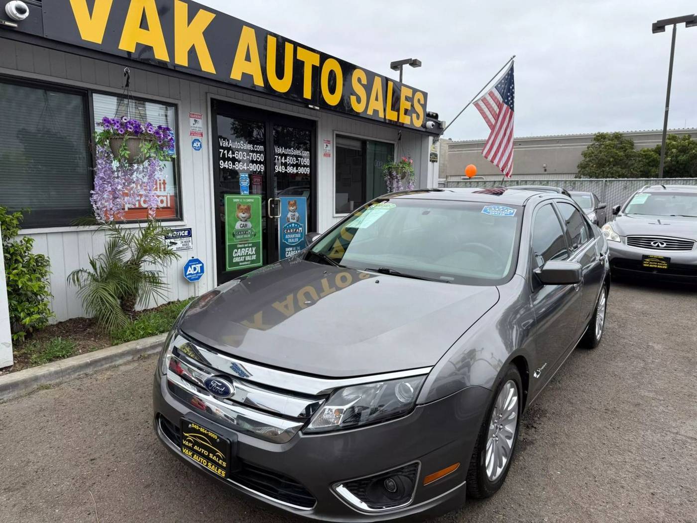 2010 Ford Fusion Hybrid — Sedan — 110,053 mi — Huntington Beach, CA