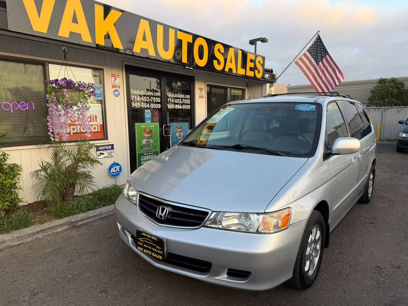 2003 Honda Odyssey EX-L — Minivan — 83,915 mi — Huntington Beach, CA
