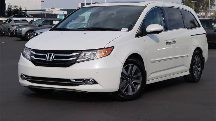 2016 Honda Odyssey Touring Elite — Minivan — 133,387 mi — Irvine, CA
