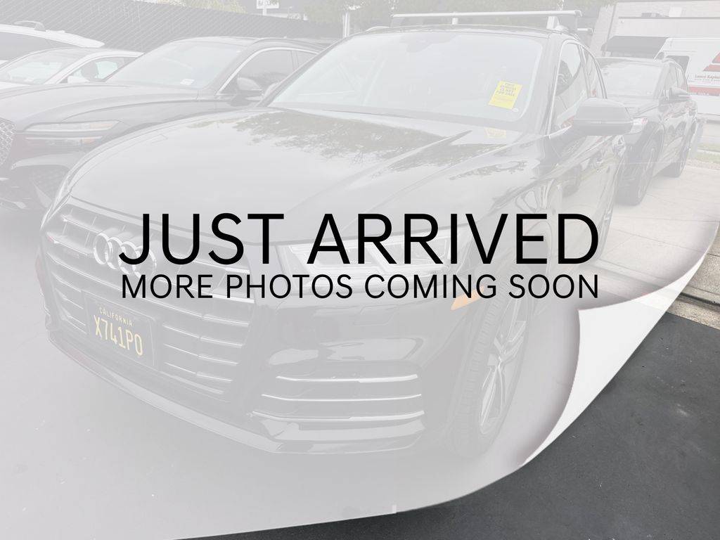 2020 Audi Q5 Plug-In Hybrid e Premium Plus — SUV — 34,225 mi — Irvine, CA