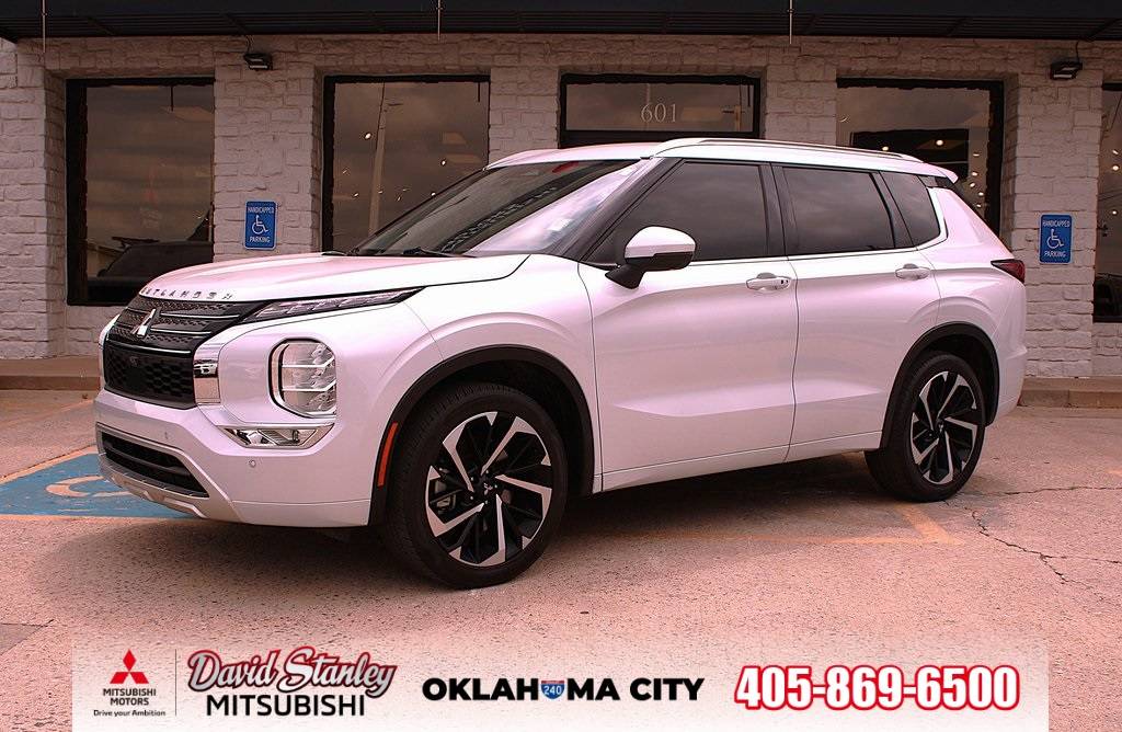 2023 Mitsubishi Outlander SEL — SUV — 23,345 mi — Oklahoma City, OK