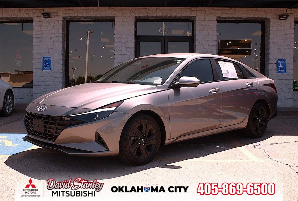 2023 Hyundai Elantra SEL — Sedan — 31,140 mi — Oklahoma City, OK