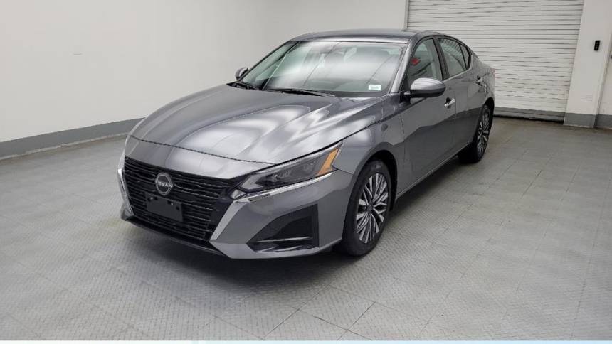 2023 Nissan Altima SV — Sedan — 11,167 mi — Des Moines, IA