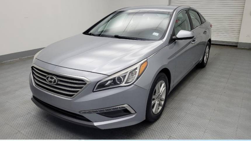 2015 Hyundai Sonata SE — Sedan — 78,690 mi — Des Moines, IA