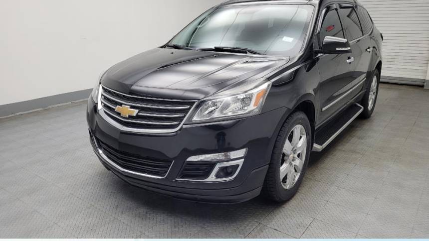 2017 Chevrolet Traverse LT — SUV — 100,445 mi — Des Moines, IA