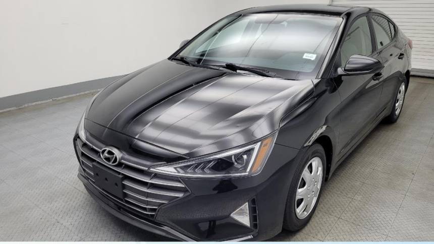 2019 Hyundai Elantra SE — Sedan — 108,652 mi — Des Moines, IA