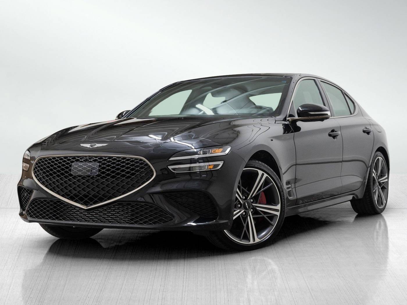 2025 Genesis G70 3.3T Sport Advanced — Sedan — 5,617 mi — Overland Park, KS