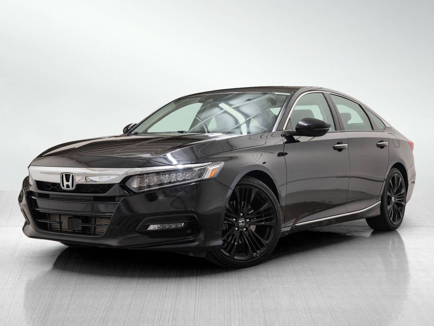 2018 Honda Accord Touring — Sedan — 111,190 mi — Overland Park, KS