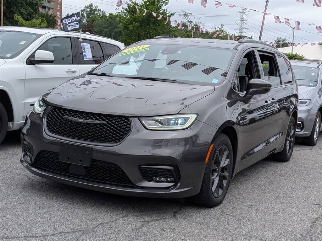 2021 Chrysler Pacifica Touring L — Minivan — 49,160 mi — Yonkers, NY