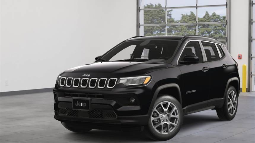 2024 Jeep Compass Latitude Lux — SUV — 10,088 mi — Yonkers, NY