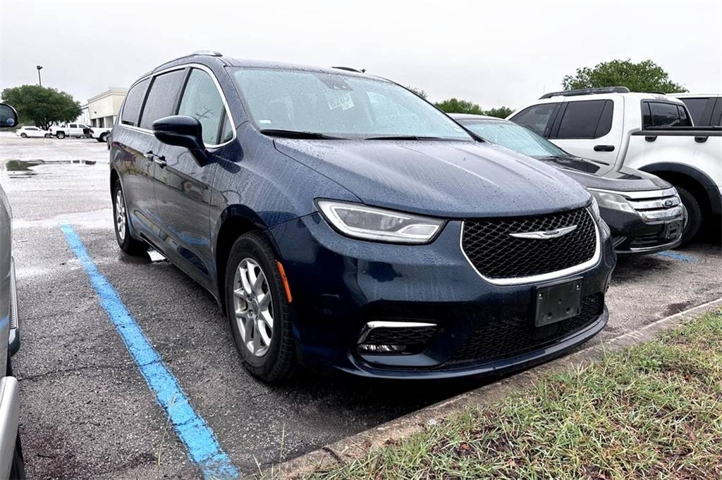 2021 Chrysler Pacifica Touring L — Minivan — 67,852 mi — San Antonio, TX