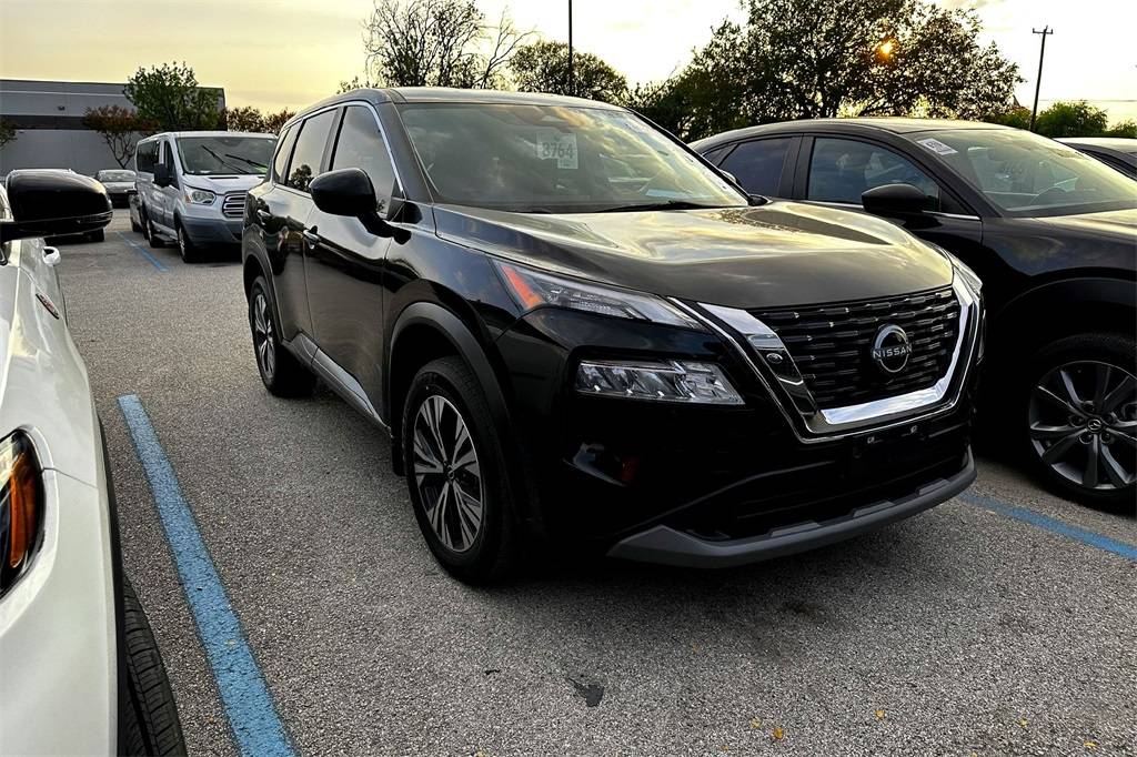 2023 Nissan Rogue SV — SUV — 28,310 mi — San Antonio, TX