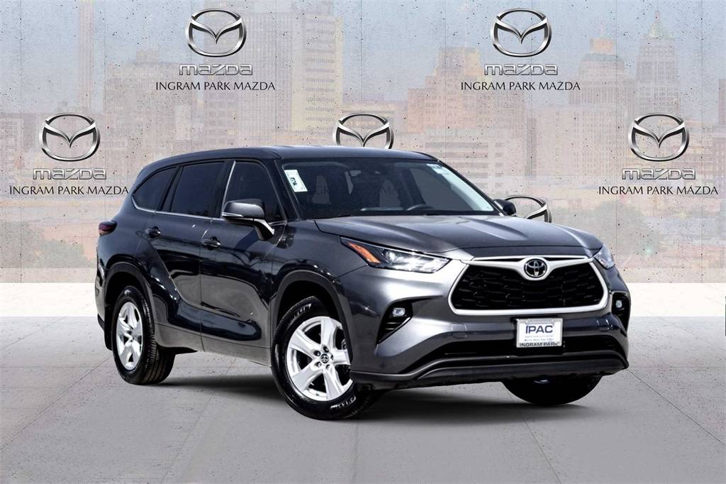 2024 Toyota Highlander LE — SUV — 20,871 mi — San Antonio, TX