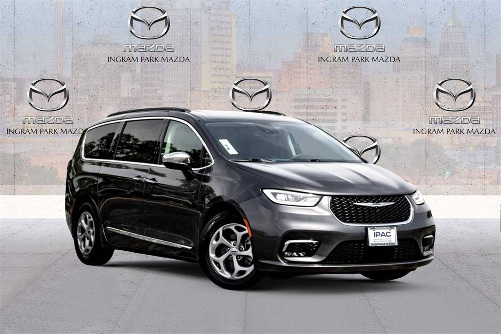 2023 Chrysler Pacifica Limited — Minivan — 73,315 mi — San Antonio, TX