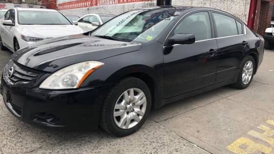 2012 nissan altima sedan black