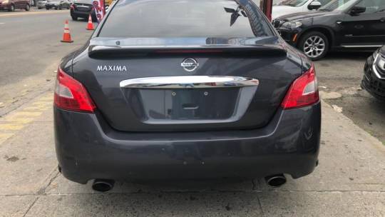 used 2011 maxima