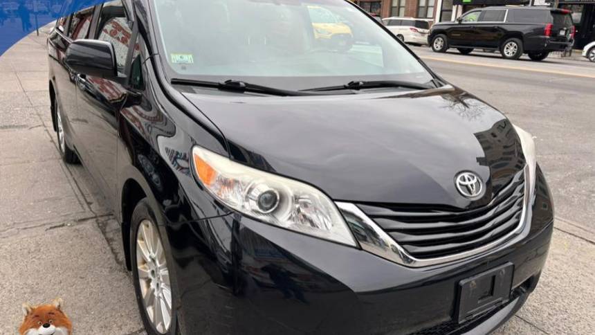 2015 Toyota Sienna LE — Minivan — 108,851 mi — Brooklyn, NY