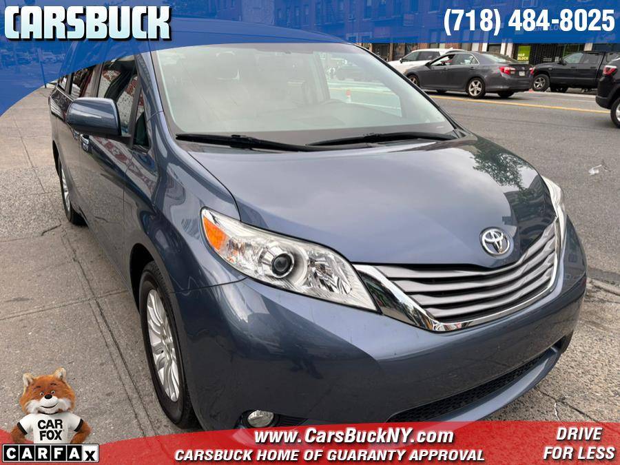 2015 Toyota Sienna XLE — Minivan — 71,507 mi — Brooklyn, NY