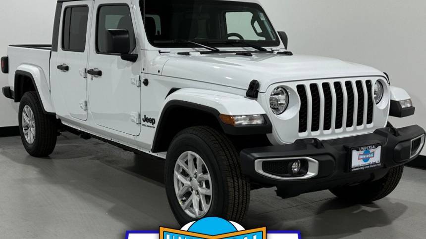 2023 Jeep Gladiator Sport S — Pickup Truck — 35 mi — Blue Springs, MO