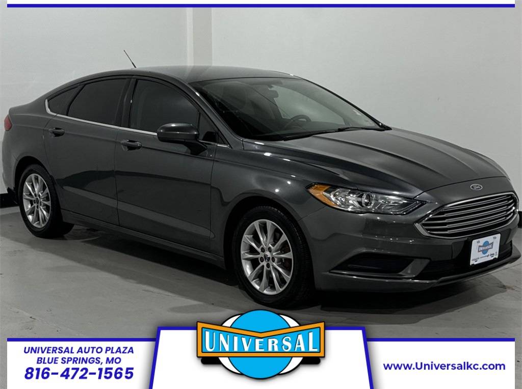 2017 Ford Fusion SE — Sedan — 120,553 mi — Blue Springs, MO