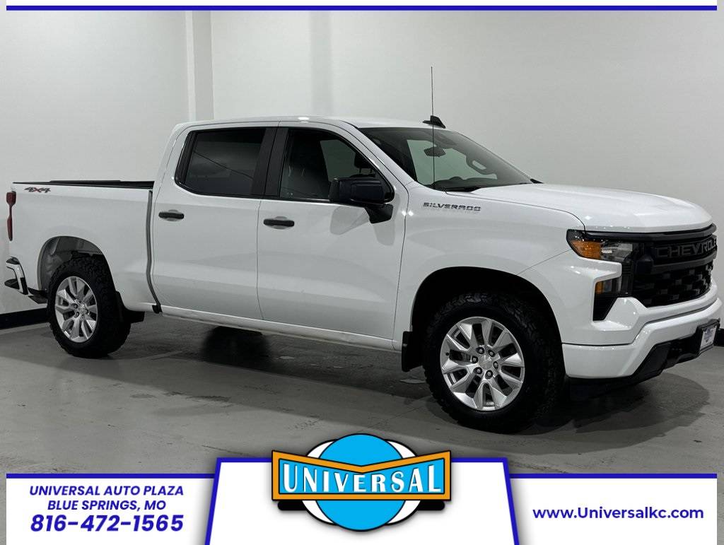 2022 Chevrolet Silverado 1500 Custom — Pickup Truck — 30,431 mi — Blue Springs, MO