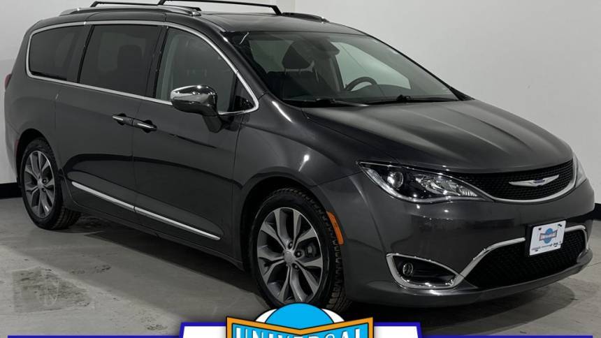 2019 Chrysler Pacifica Limited — Minivan — 76,902 mi — Blue Springs, MO