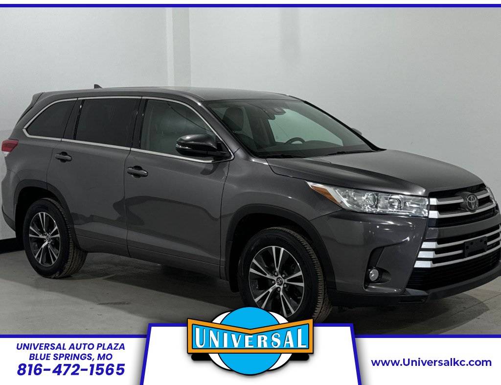 2017 Toyota Highlander LE V6 — SUV — 104,413 mi — Blue Springs, MO