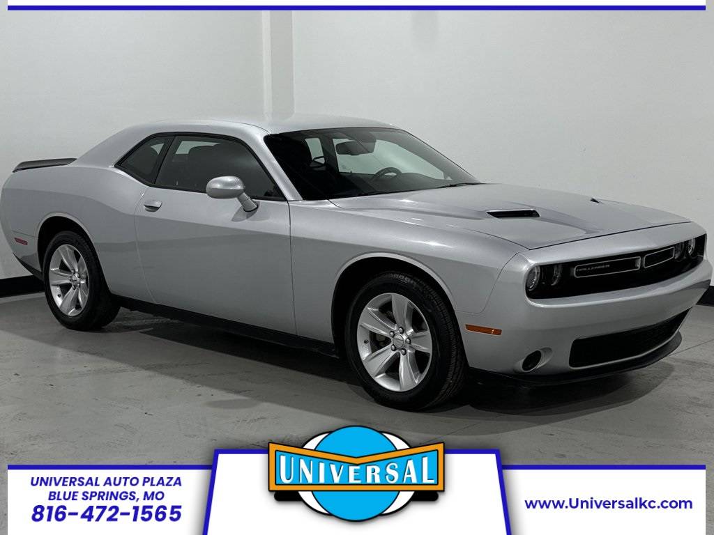 2023 Dodge Challenger SXT — Coupe — 37,706 mi — Blue Springs, MO