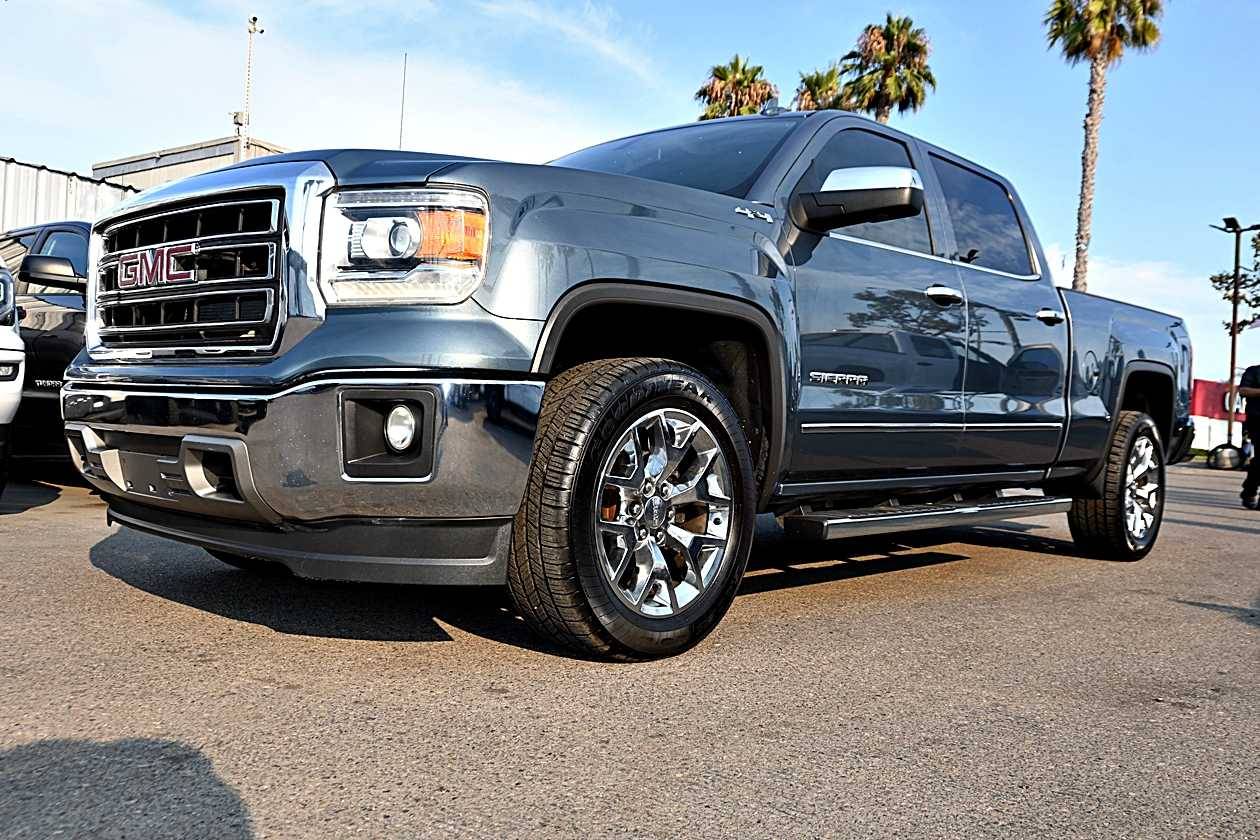 2014 GMC Sierra 1500 SLT — Pickup Truck — 139,836 mi — San Diego, CA