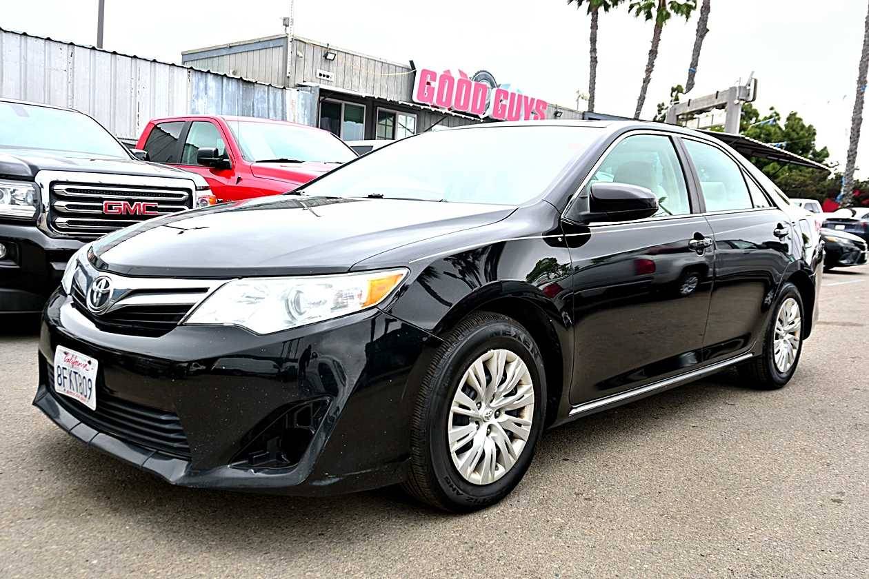 2014 Toyota Camry LE — Sedan — 138,943 mi — San Diego, CA