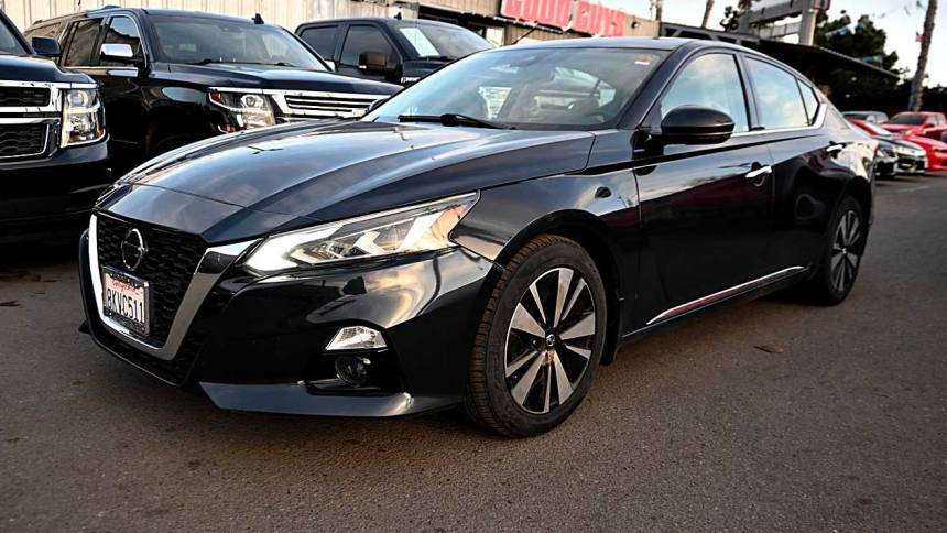 2019 Nissan Altima SV — Sedan — 68,913 mi — San Diego, CA