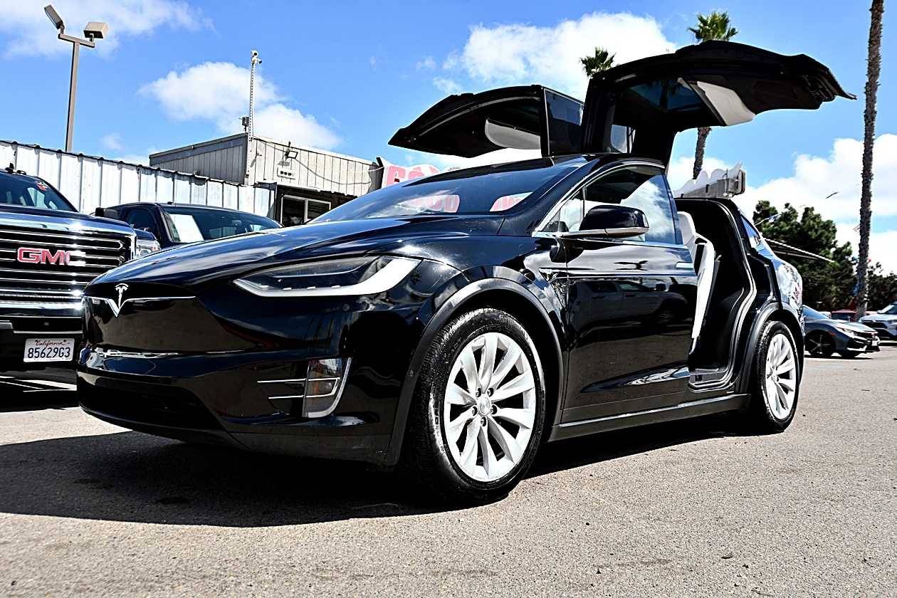 2018 Tesla Model X 100D — SUV — 45,986 mi — San Diego, CA