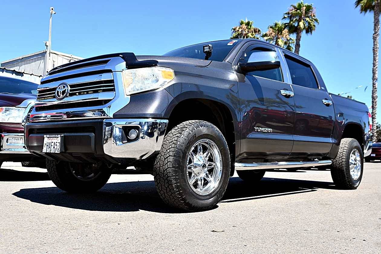 2015 Toyota Tundra SR5 — Pickup Truck — 71,235 mi — San Diego, CA