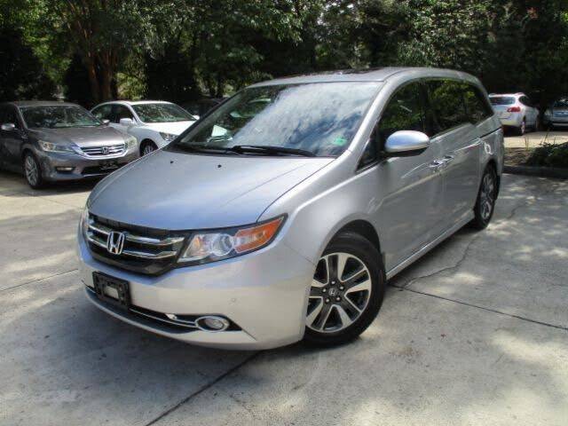 2015 Honda Odyssey Touring — Minivan — 119,751 mi — Midlothian, VA