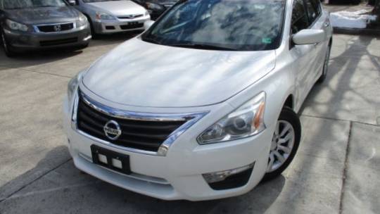 2014 Nissan Altima 2.5 S — Sedan — 130,170 mi — Midlothian, VA