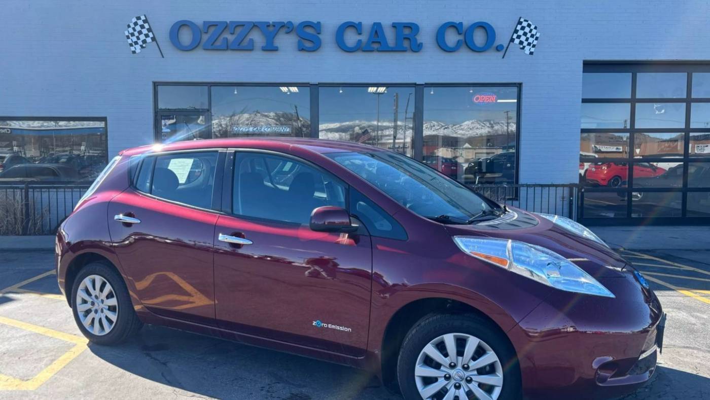 2017 Nissan LEAF S