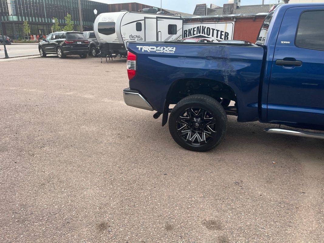 2014 Toyota Tundra SR5 — Pickup Truck — 206,831 mi — Castle Rock, CO