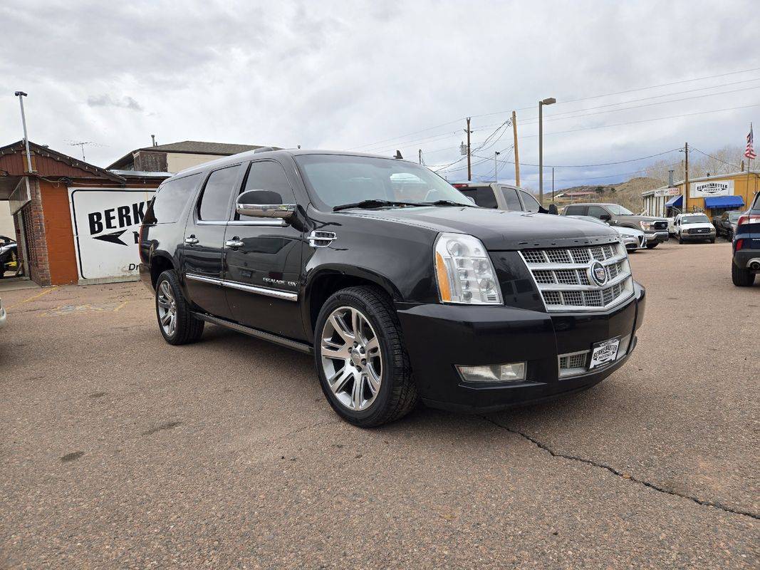 2011 Cadillac Escalade Platinum Edition — SUV — 141,074 mi — Castle Rock, CO