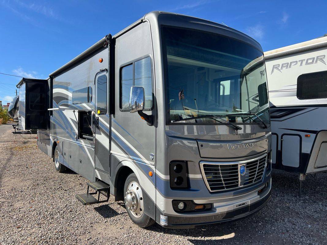 2022 Ford F-53 Motorhome Stripped Chassis Base — Chassis Cab Truck — 8,137 mi — Castle Rock, CO