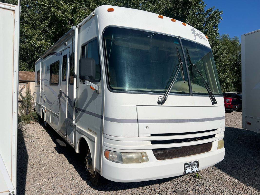 2001 Ford Super Duty F-550 Motorhome Base — Chassis Cab Truck — 61,636 mi — Castle Rock, CO