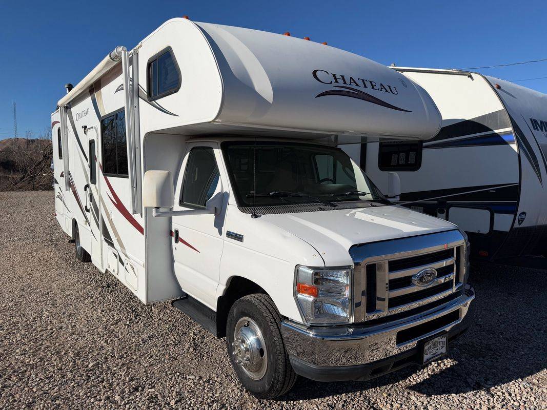 2012 Ford Econoline Commercial Cutaway E-450