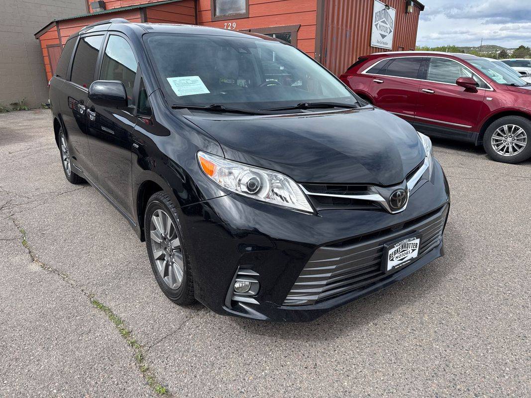 2020 Toyota Sienna XLE Premium — Minivan — 39,859 mi — Castle Rock, CO