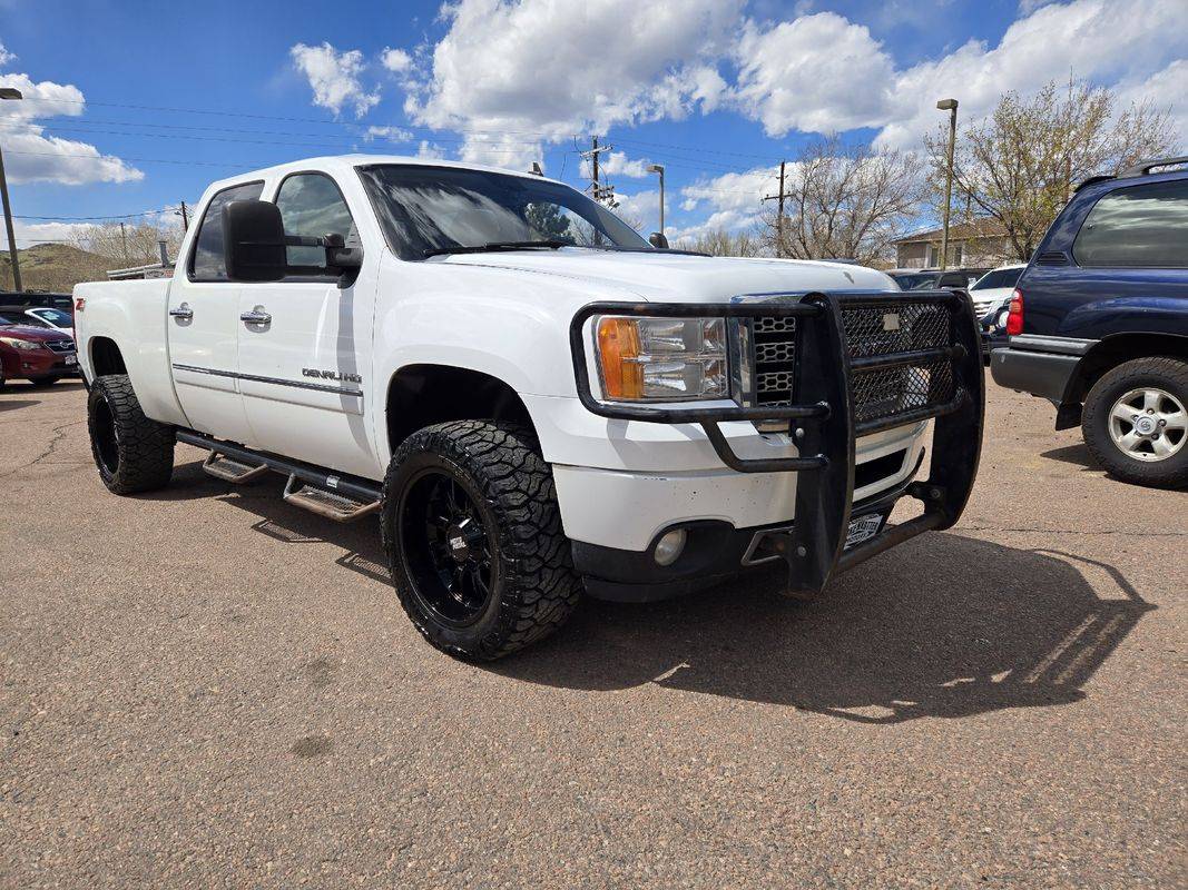 2014 GMC Sierra 3500HD Denali — Pickup Truck — 219,203 mi — Castle Rock, CO