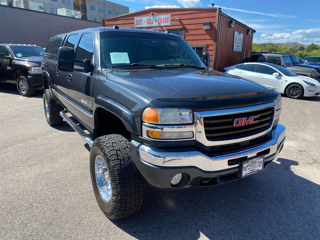 2004 GMC Sierra 2500 SLT — Pickup Truck — 173,907 mi — Castle Rock, CO
