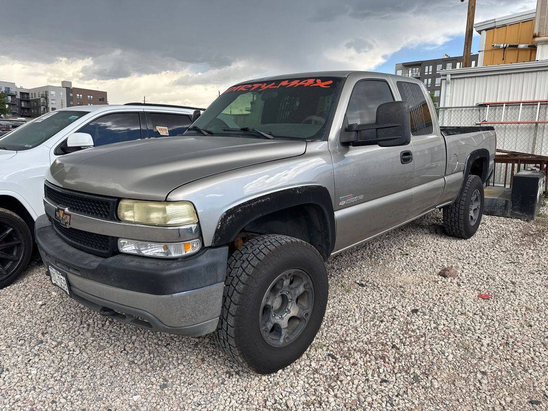2001 Chevrolet Silverado 2500 Base — Pickup Truck — 235,482 mi — Castle Rock, CO
